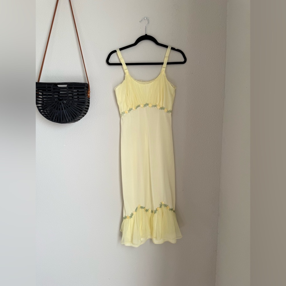 Vintage 1960s Laros Yellow Floral Lace Chiffon Dress, Size 34